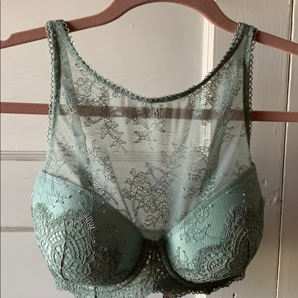 NWT Victoria’s Secret Bra